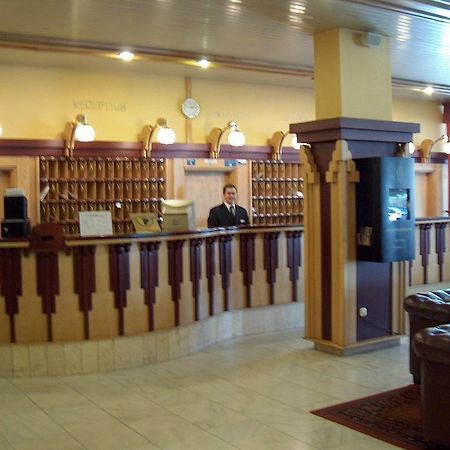 Hotel Patria Pecs Bagian luar foto